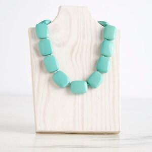HOT GIRLS PEARLS - 20" Freezeable Cooling Chiclet Necklace in Turquoise